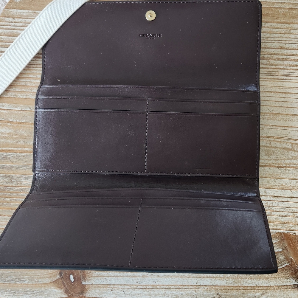 Coach Wallet - Picture 3 of 5